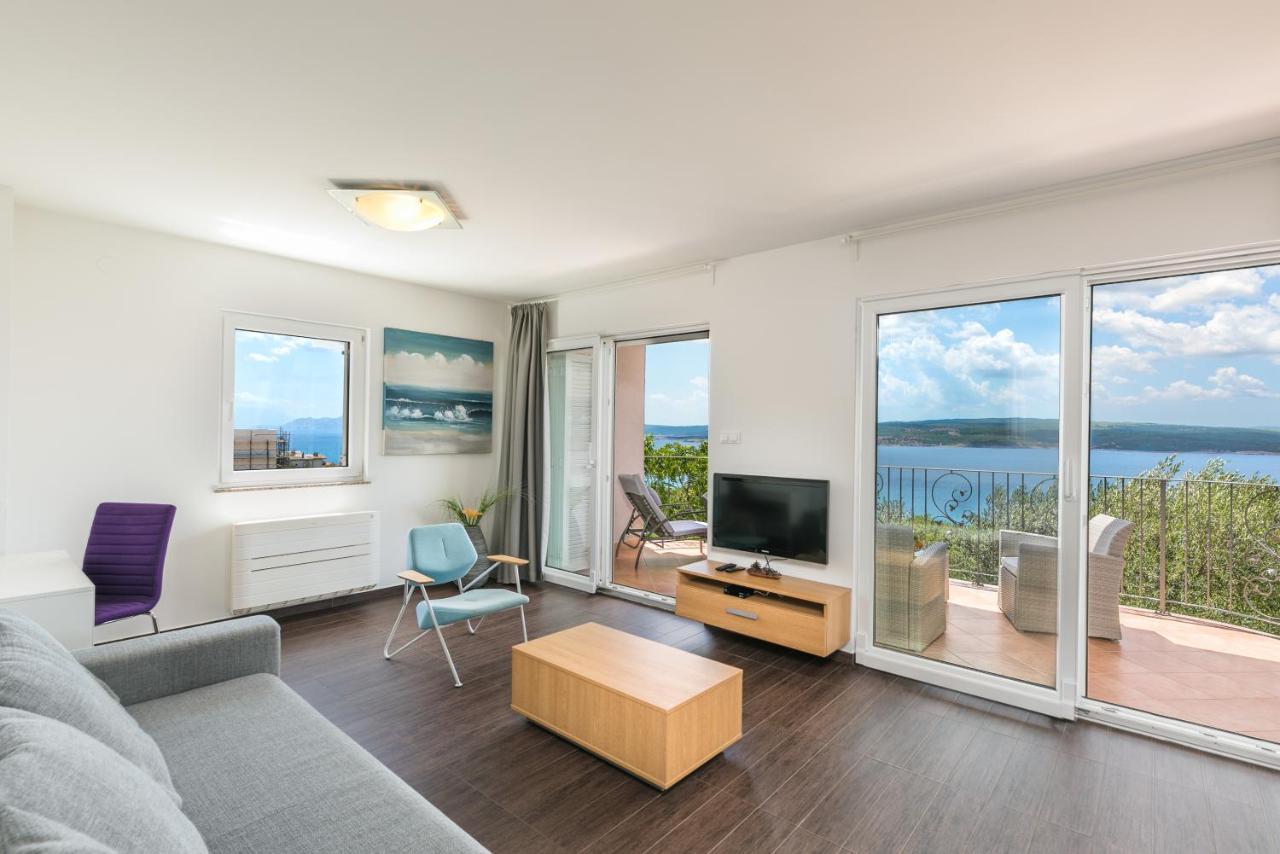 Panoramic Sea View Hideaway Penthouse Apartament *