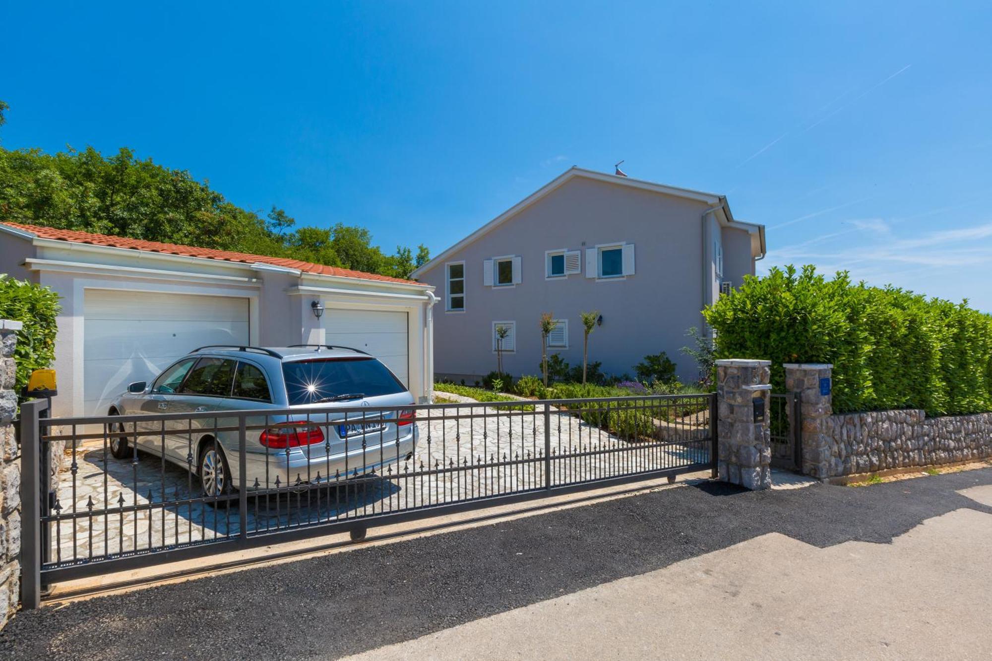 Panoramic Sea View Hideaway Penthouse Apartament Crikvenica